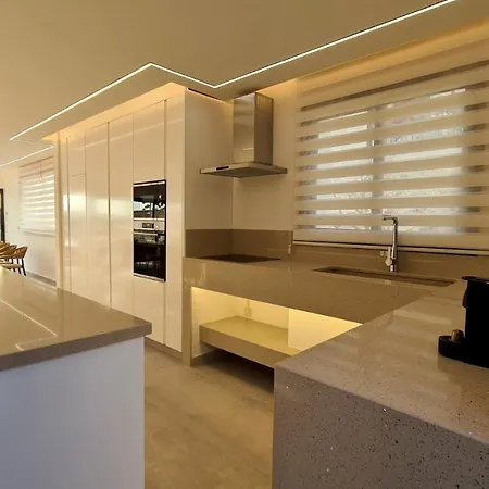 Villa Phaedrus Living Venus Seaview Lighthouse Pafos