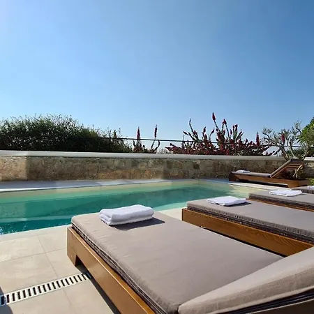 Phaedrus Living Venus Seaview Lighthouse Villa *