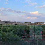 Phaedrus Living Venus Seaview Lighthouse