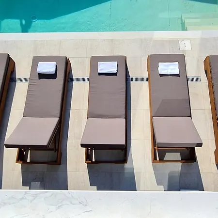 Willa Phaedrus Living: Seaview Luxury Venus