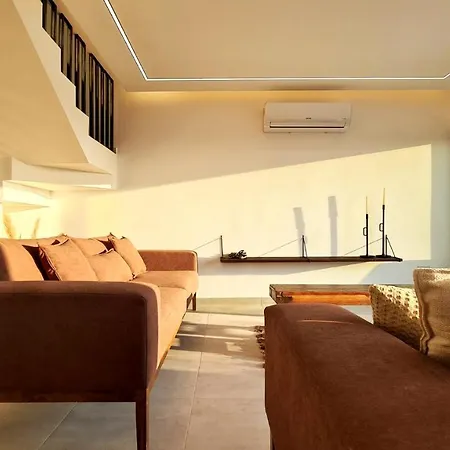 Phaedrus Living Venus Seaview Lighthouse