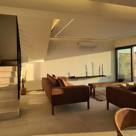 Phaedrus Living Venus Seaview Lighthouse וילה פאפוס