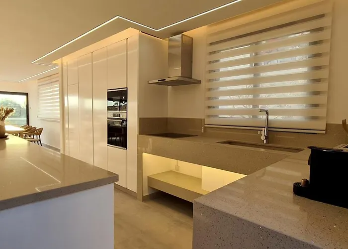 Phaedrus Living Venus Seaview Lighthouse ヴィラ *