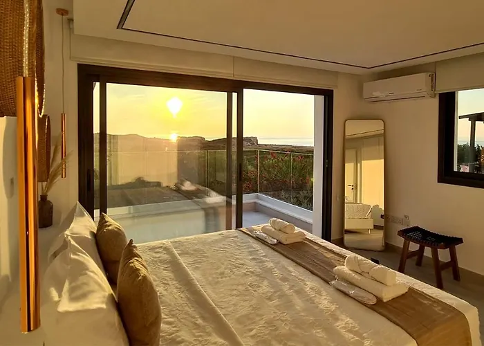 Phaedrus Living Venus Seaview Lighthouse Paphos